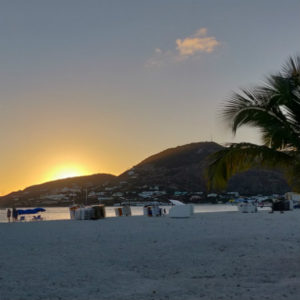 St. Maarten - wyspa ze słynną plażą obok lotniska