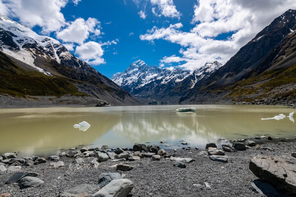 Hooker Lake NZ