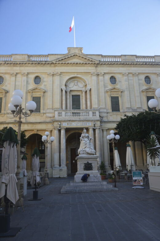Biblioteka Malta