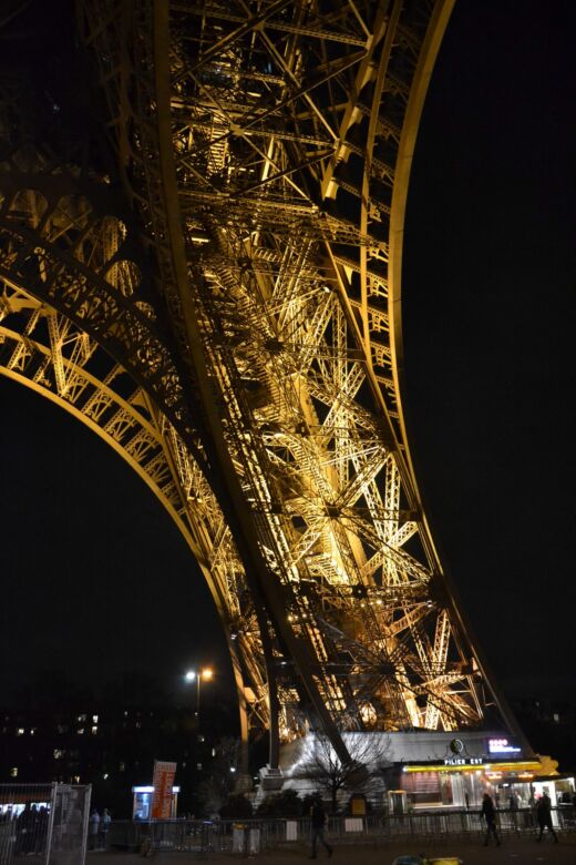 Wieża Eiffla Paryż